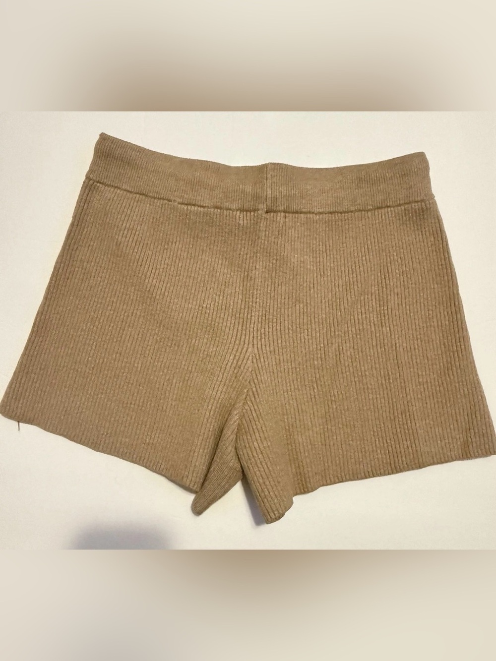 Abercrombie & Fitch Ribbed Drawstring Shorts - Tan - Picture 2 of 4